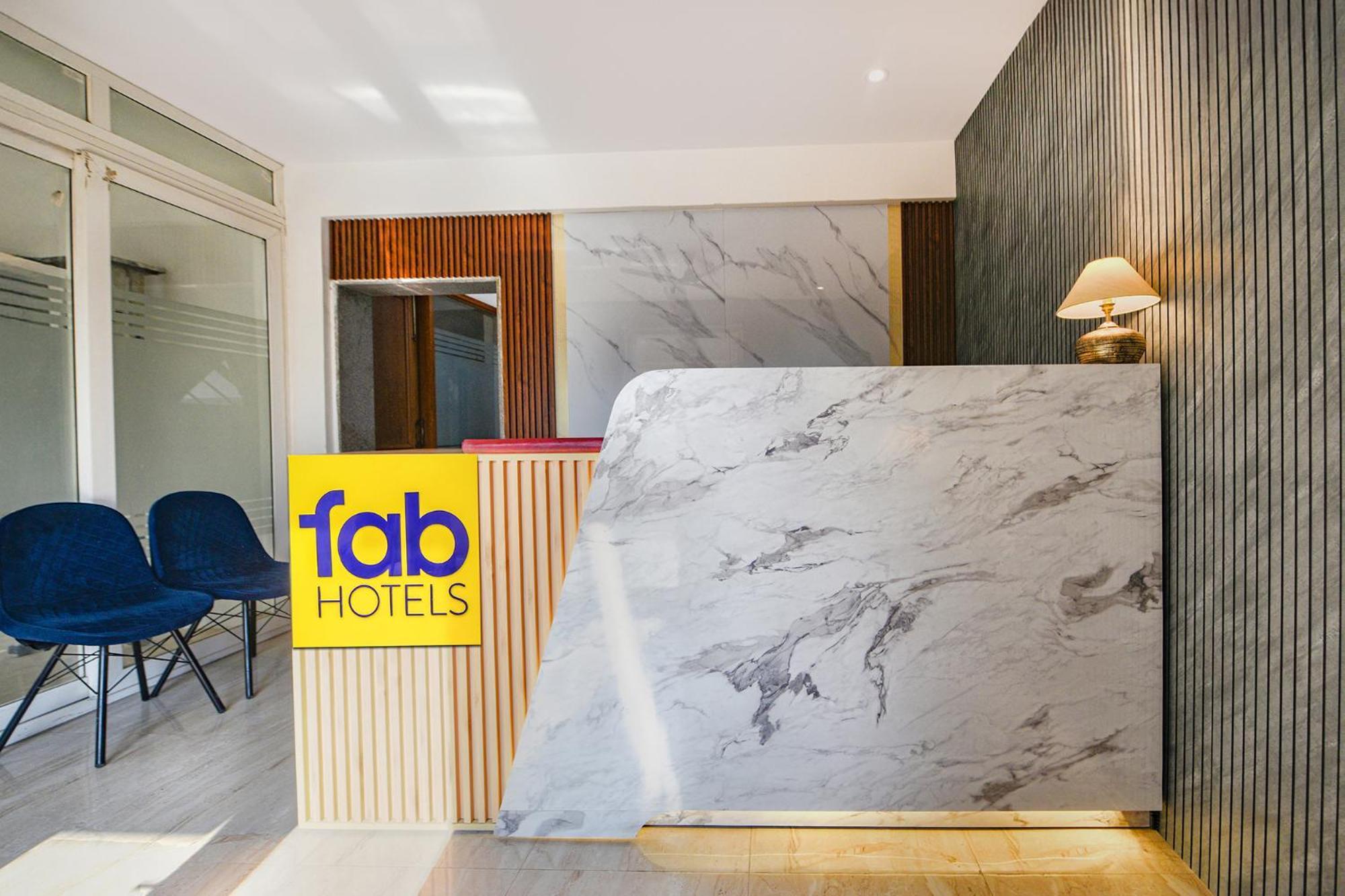 Fabhotel Ar Suites Gurgaon Zewnętrze zdjęcie
