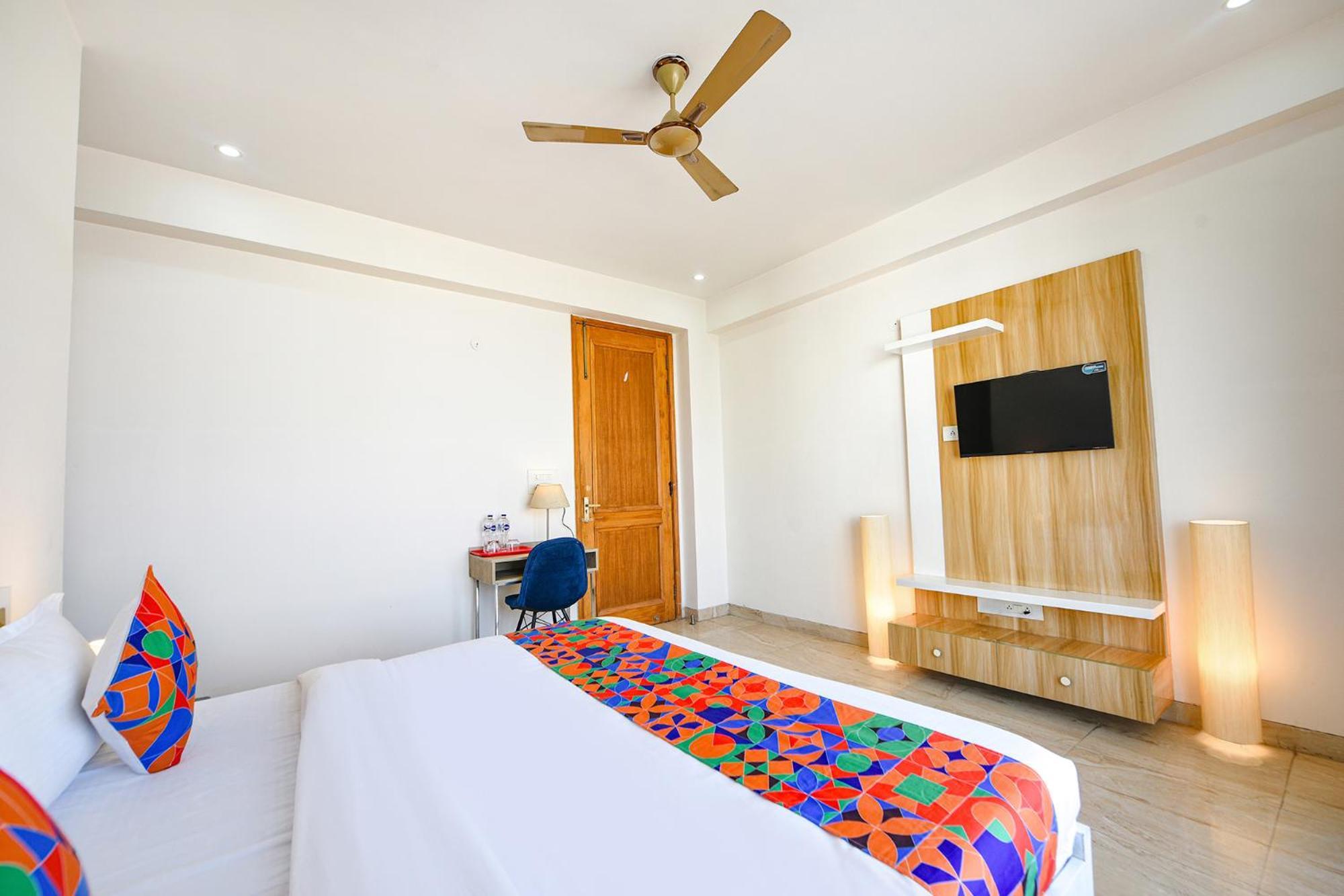 Fabhotel Ar Suites Gurgaon Zewnętrze zdjęcie